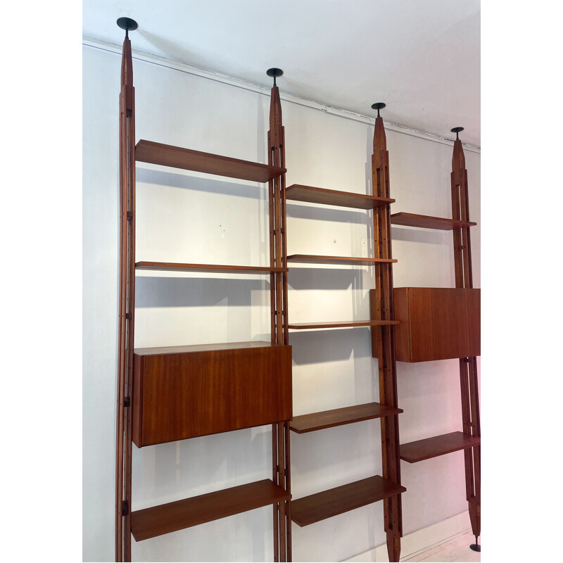 Mid-century "Lb7" bookcase by Franco Albini for Poggi, Italy 1950s