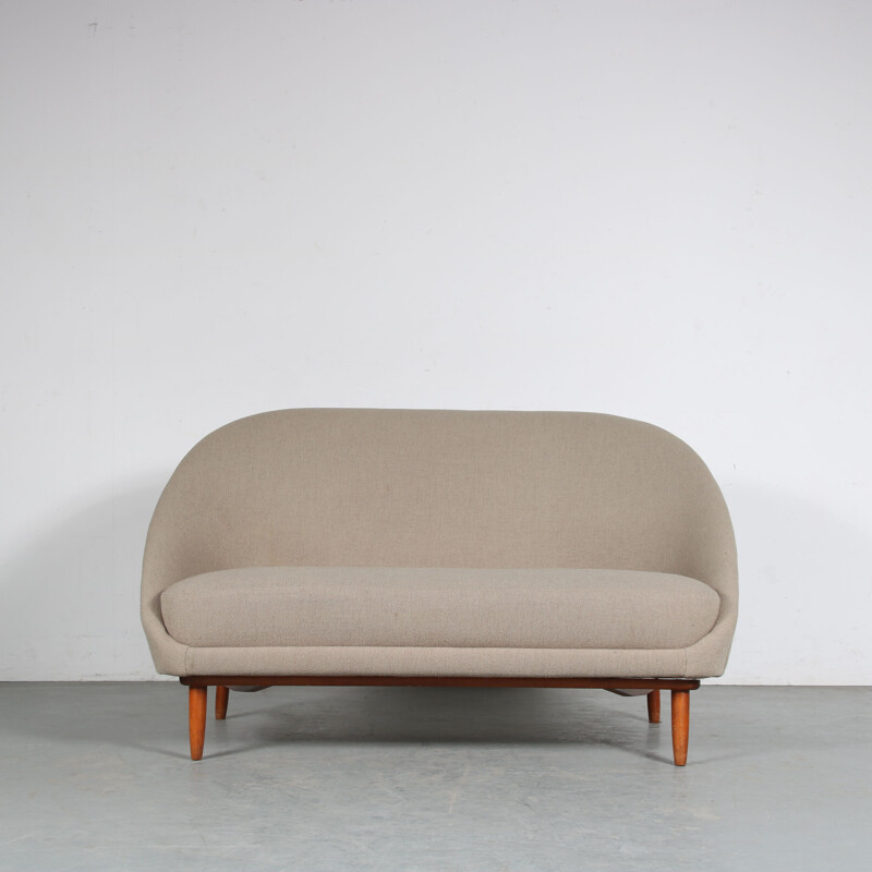 Vintage sofa model "115" by Theo Ruth for Artifort, Netherlands 1950