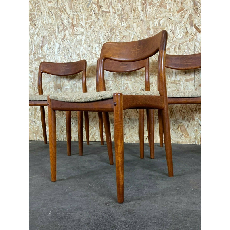 Set van 4 vintage teakhouten stoelen van Johannes Andersen voor Uldum Møbelfabrik, 1960-1970