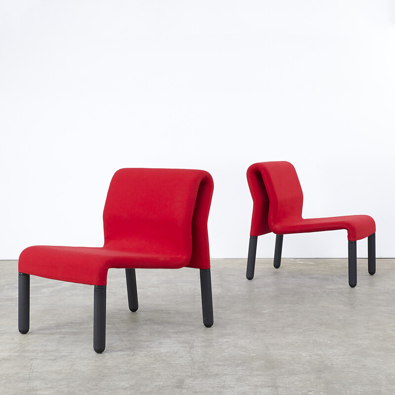Paire de chaises lounge en tissu rouge - 1980