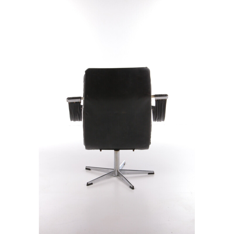 Silla giratoria vintage de cuero de vaca negro de Geoffrey Harcourt para Artifort, 1960