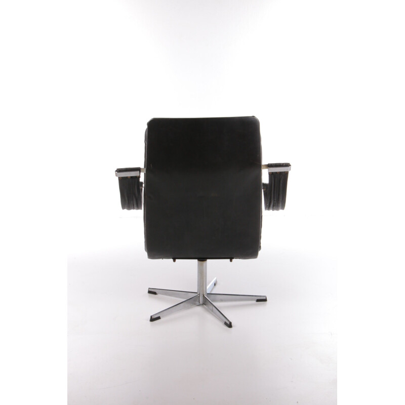 Cadeira giratória Vintage black cowhide por Geoffrey Harcourt para Artifort, 1960