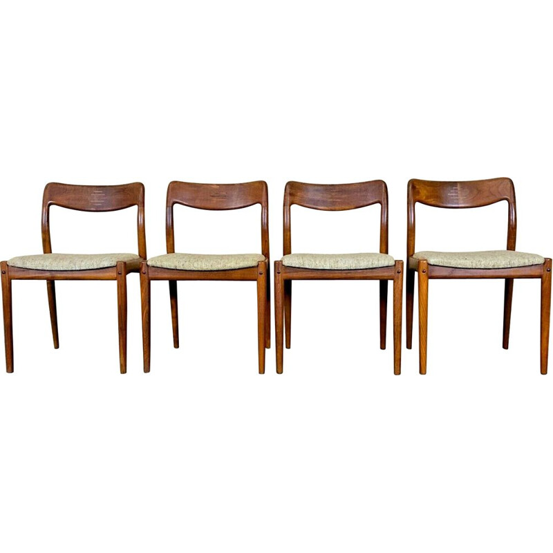 Set di 4 sedie vintage in teak di Johannes Andersen per Uldum Møbelfabrik, 1960-1970