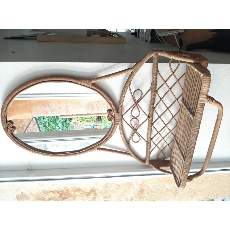 Vintage mirror in rattan peacock