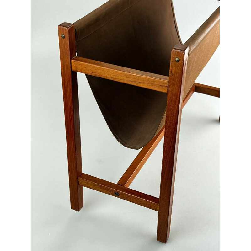 Vintage magazine rack in teak, 1960-1970s