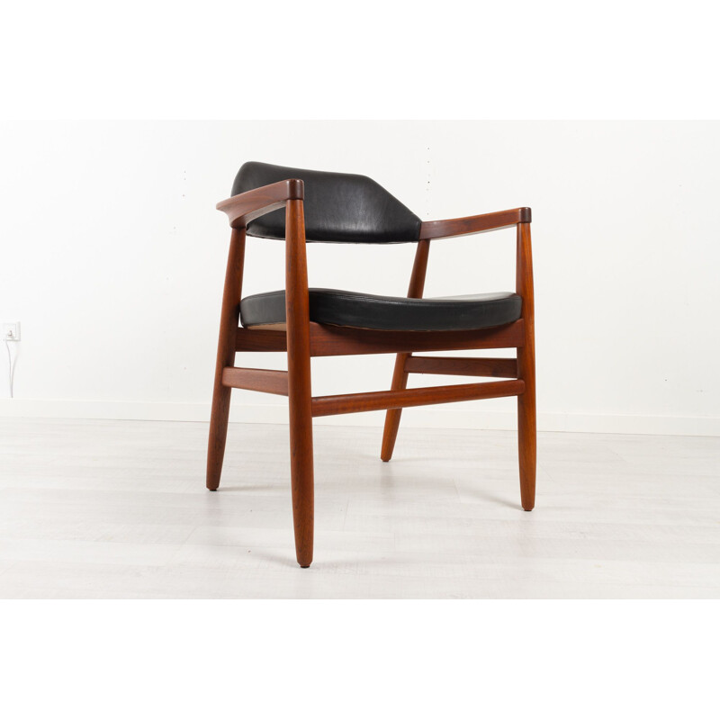 Vintage teak chair by Tove and Edvard Kindt-Larsen for Gustav Bertelsen, 1950.