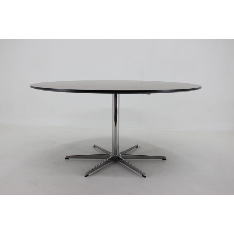 Vintage round rosewood dining table by Arne Jacobsen for Fritz Hansen, Denmark 1960s