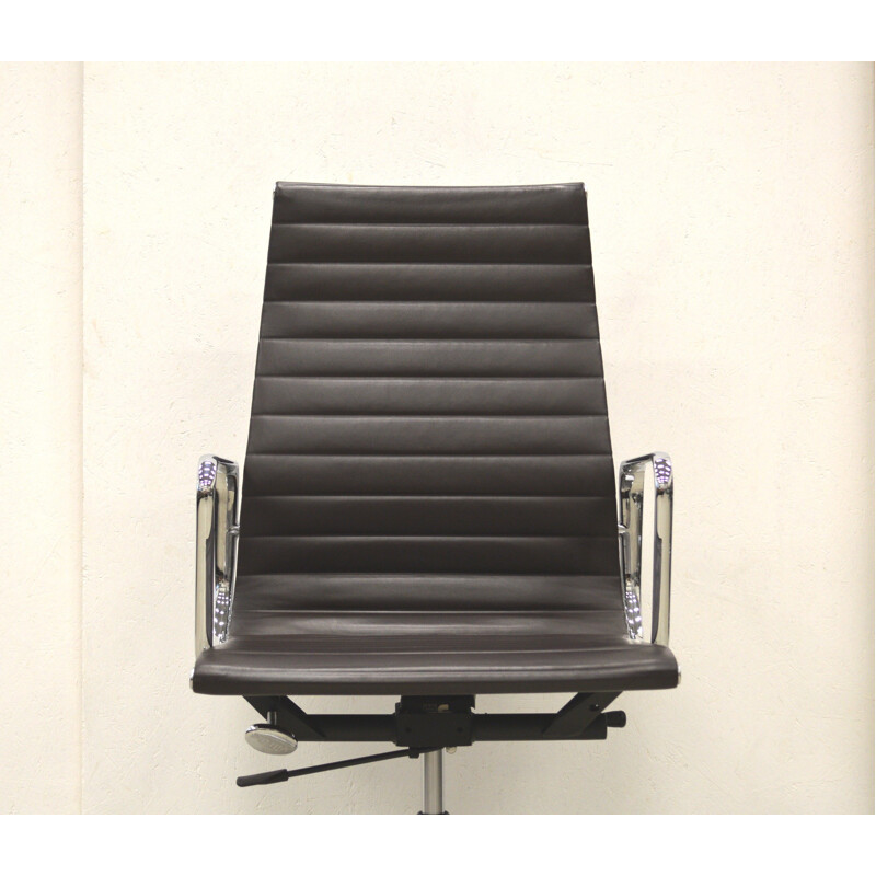 Vitra EA119 alu office chair brown leather, Charles & Ray EAMES - 2000s