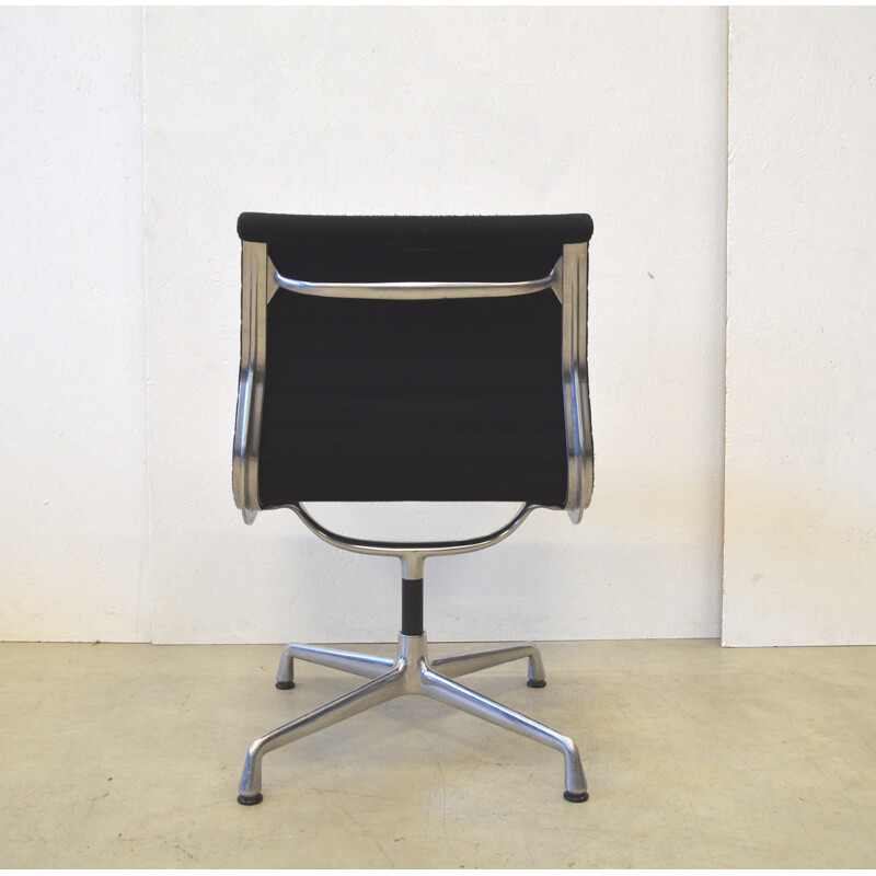 Vitra EA105 alu office chair in black hopsak, Charles & Ray EAMES - 2000s