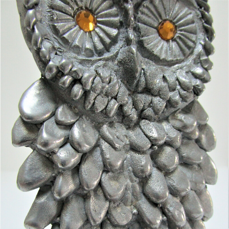 Vintage metal owl paperweight, 1970s