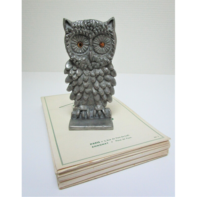 Vintage metal owl paperweight, 1970s