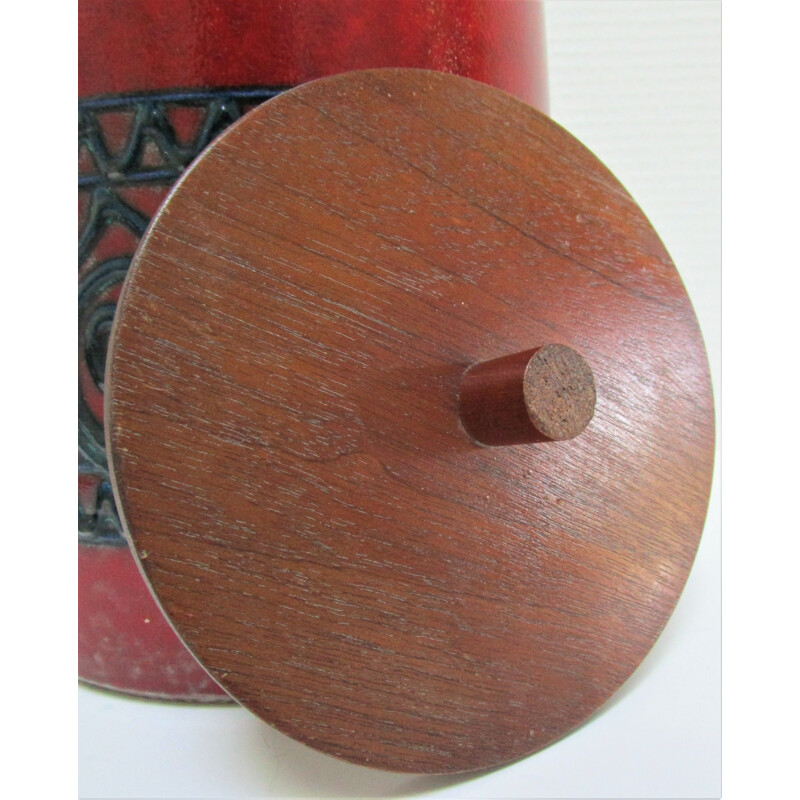 Vaso vintage in ceramica smaltata e legno, 1960