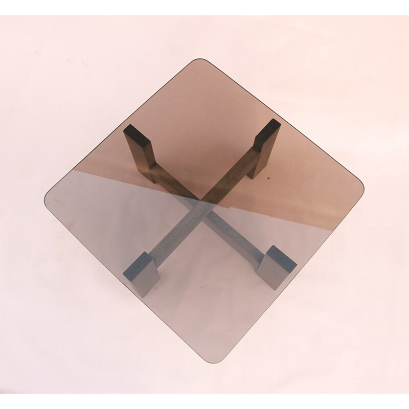 Table basse carrée en verre fumé et chêne - 1980