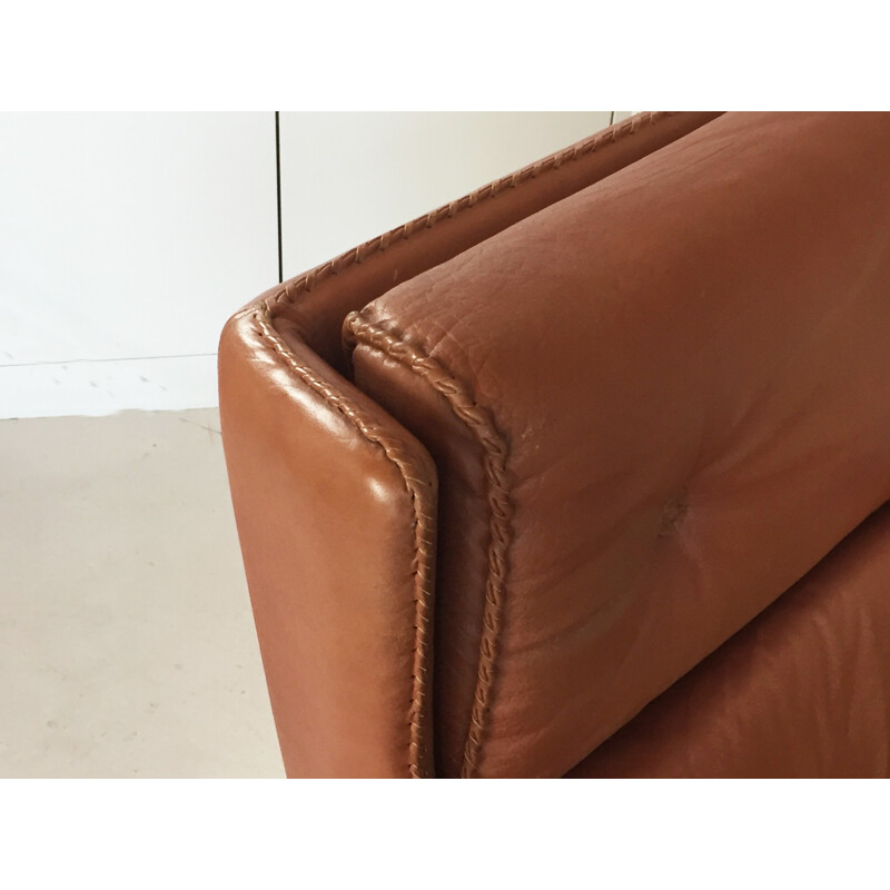 Danish mid-century armchair in brown leather - 1970s