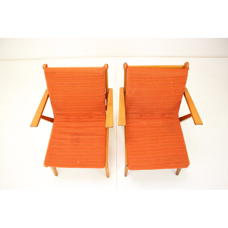 Pair of vintage armchairs in fabric and wood, Czech 1960