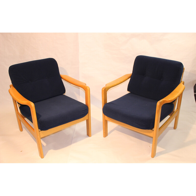 Paire de fauteuils scandinaves vintage en tissu velours - 1960