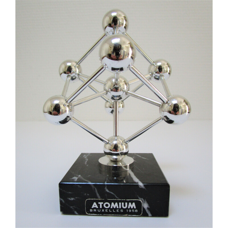 Vintage Brussels Atomium paperweight in marble and metal, 1950