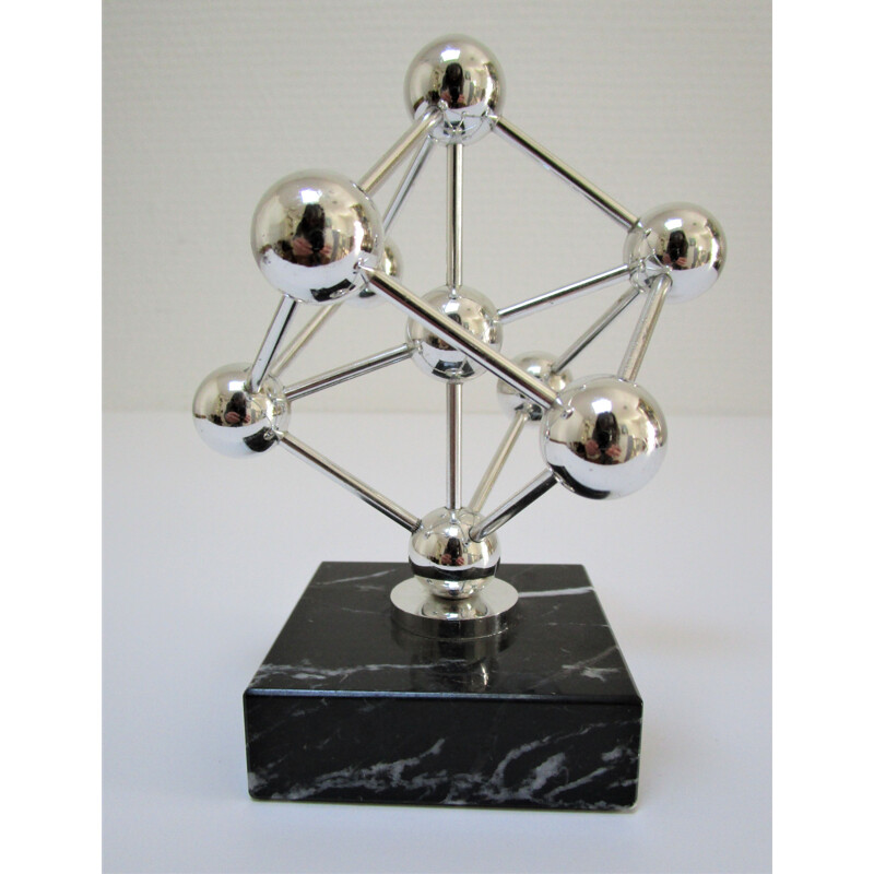 Vintage Brussels Atomium paperweight in marble and metal, 1950