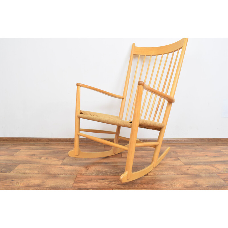 Sedia a dondolo vintage di Hans Wegner per Frederica, 1970