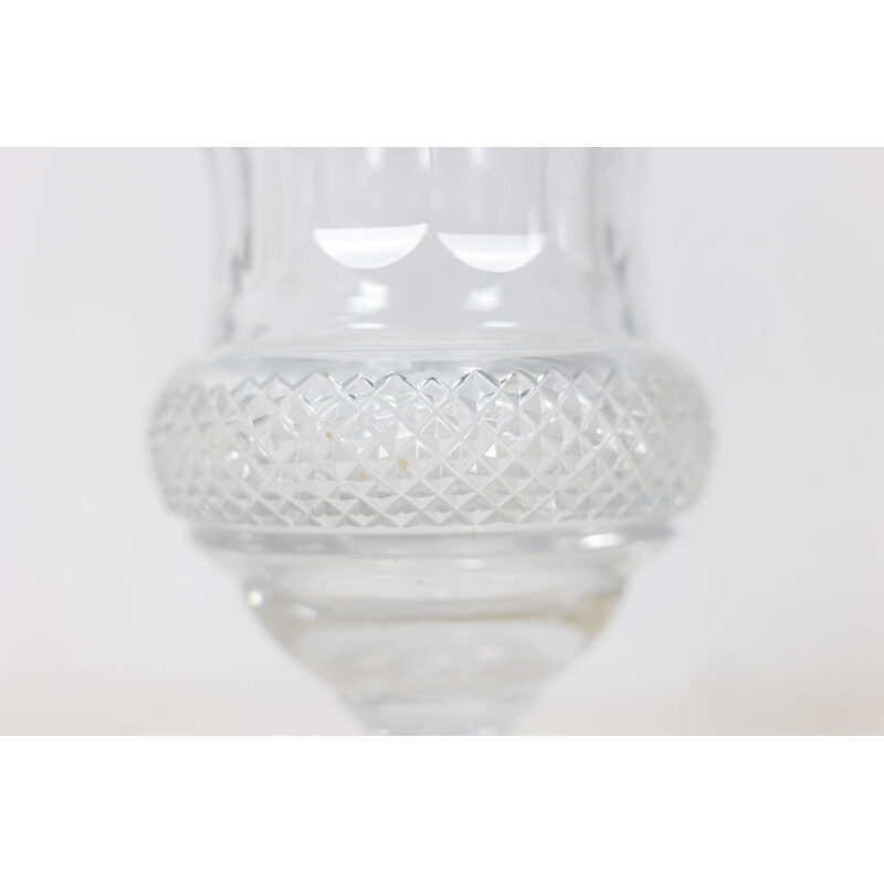 Vintage Medicis vase in cut crystal