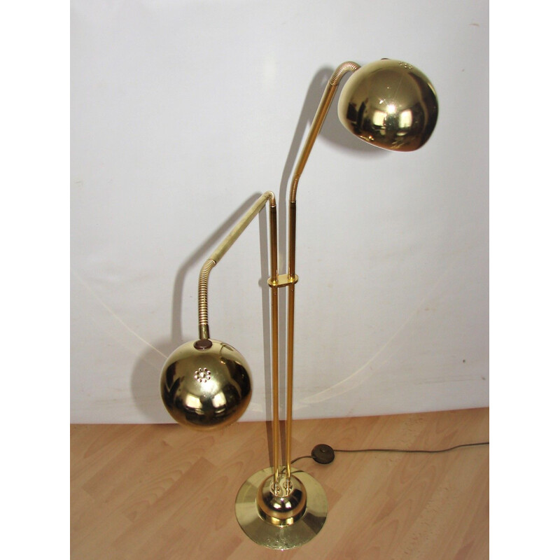 Vintage-Stehlampe aus Messing von Solken, 1970