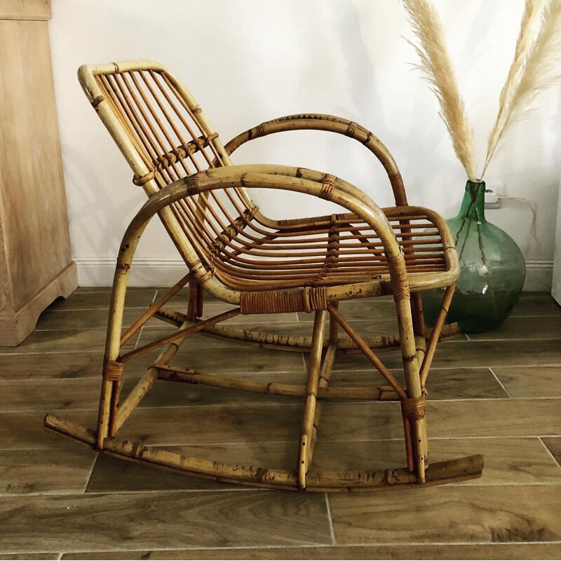 Vintage rotan schommelstoel