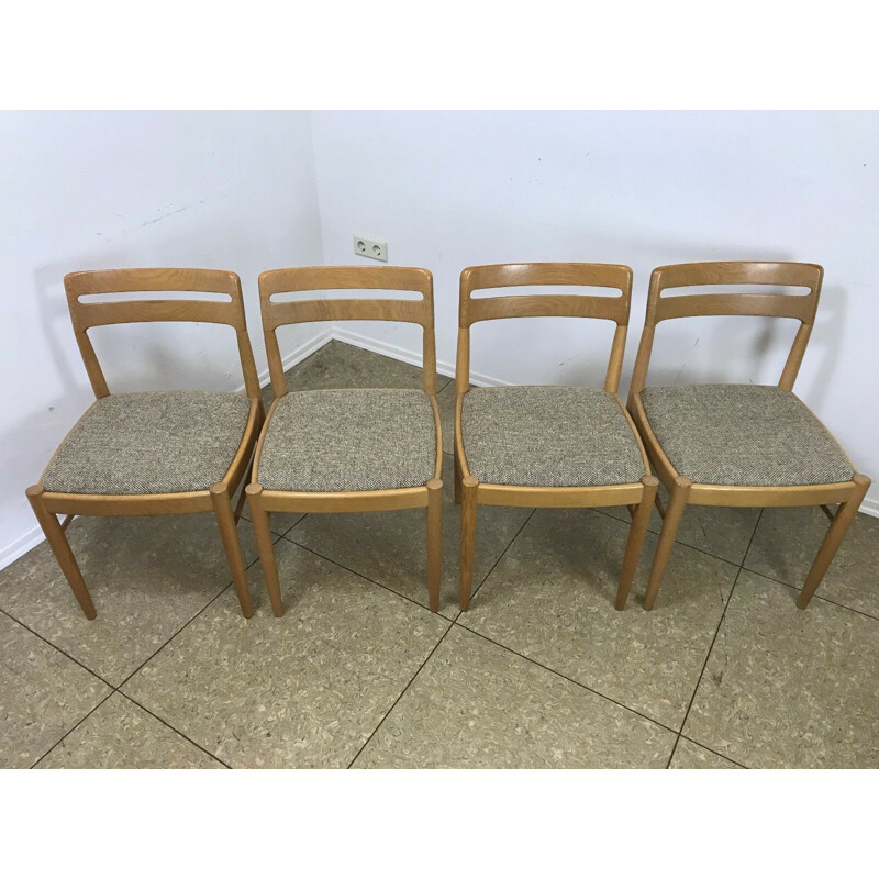 Set di 4 sedie vintage in rovere di H.W Klein per Bramin, 1960-1970