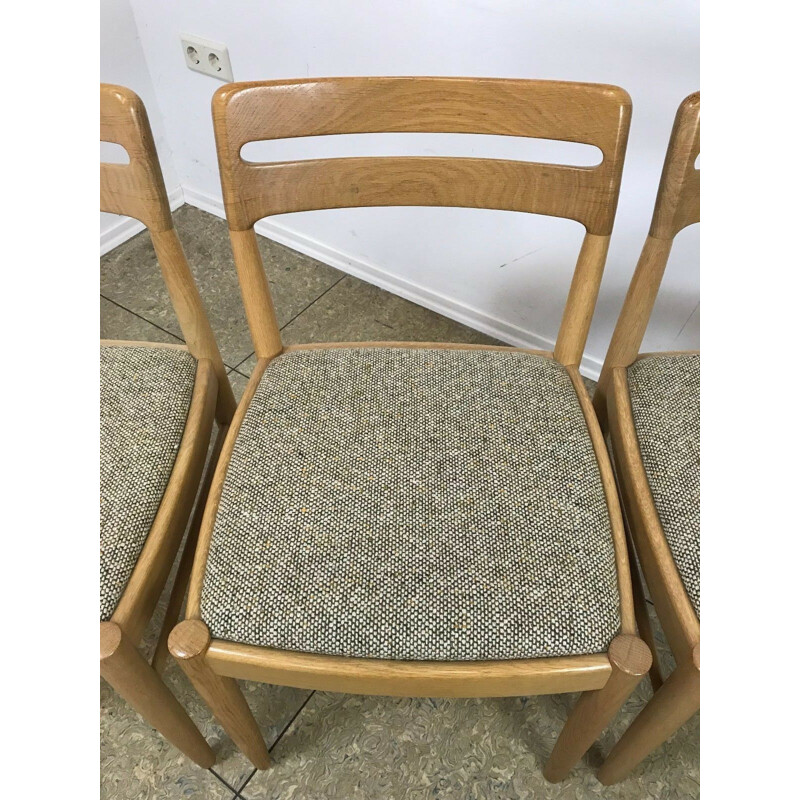 Satz von 4 Vintage-Stühlen aus Eichenholz von H.W Klein für Bramin, 1960-1970