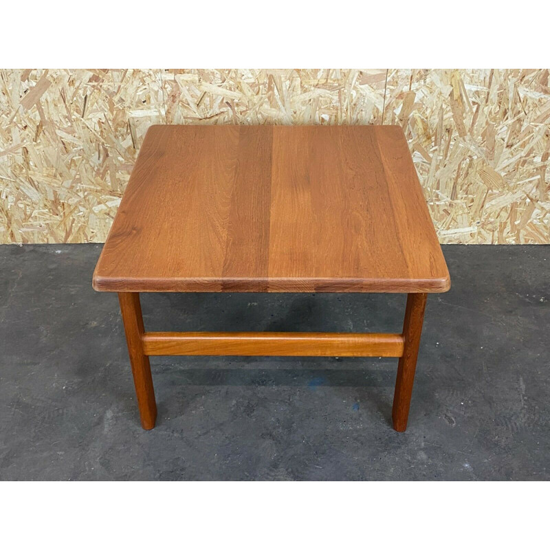 Mesa de café Vintage de teca de Niels Bach, Dinamarca 1960