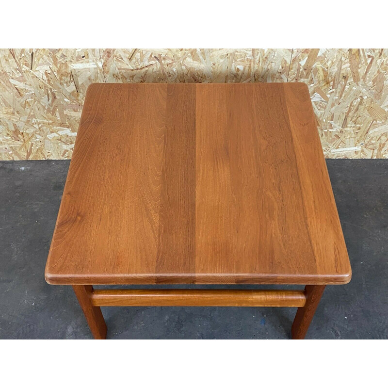 Mesa de café Vintage de teca de Niels Bach, Dinamarca 1960