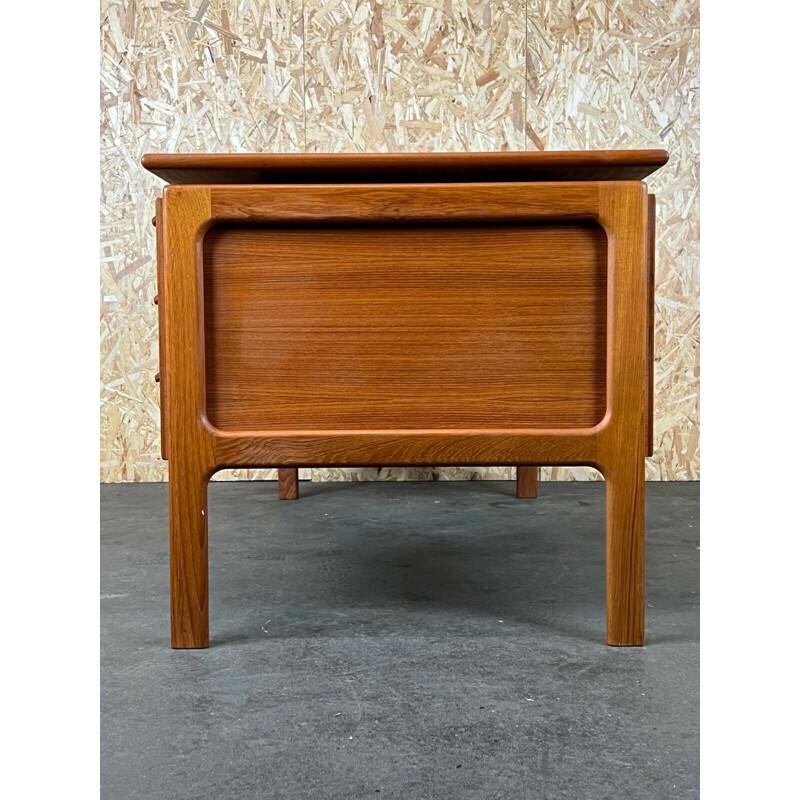 Vintage teak desk by Gv Gaasvig for Gv Møbler, 1960