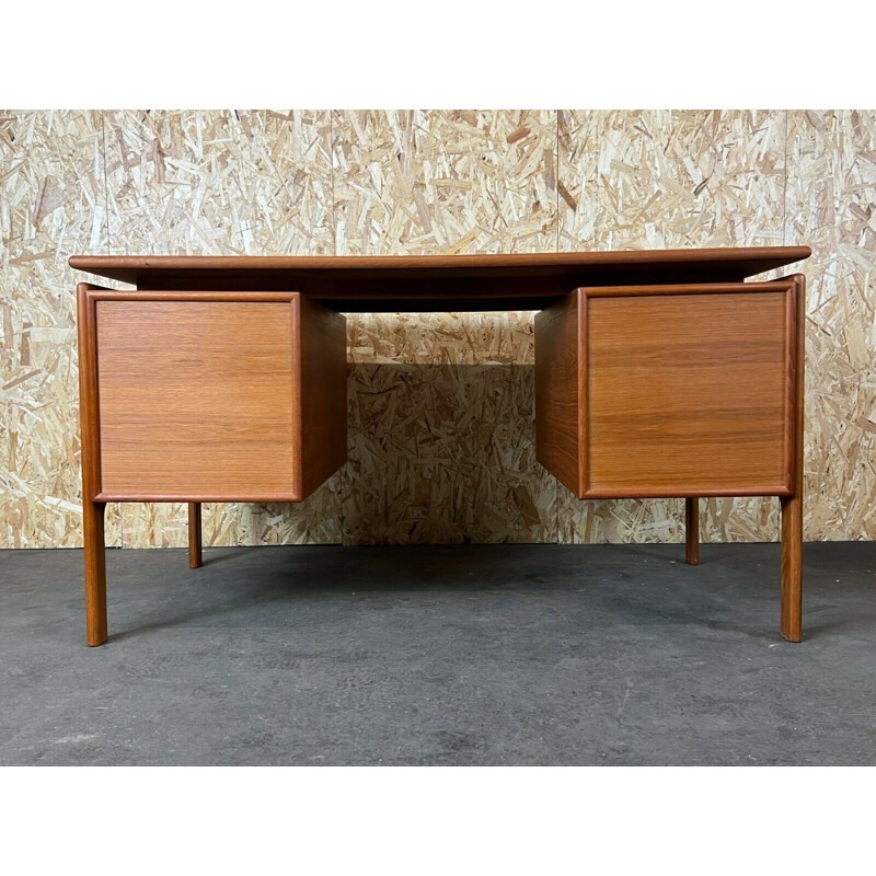 Vintage teak desk by Gv Gaasvig for Gv Møbler, 1960