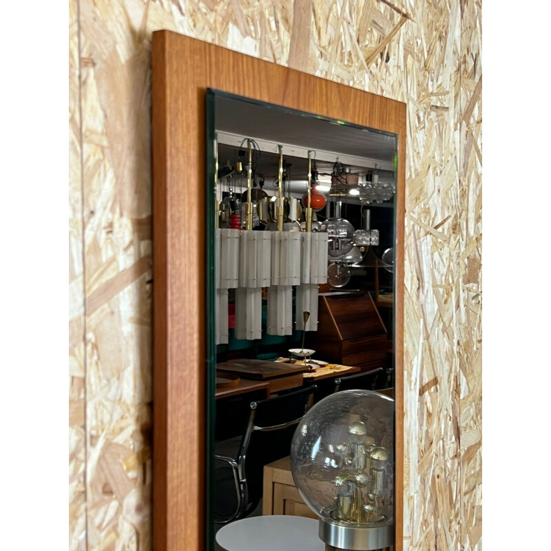 Espejo de pared vintage de teca, Dinamarca 1960-1970