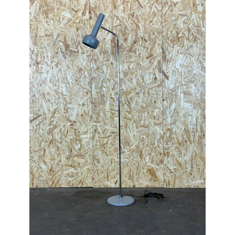 Lámpara de pie vintage de metal de Swisslamps, 1960
