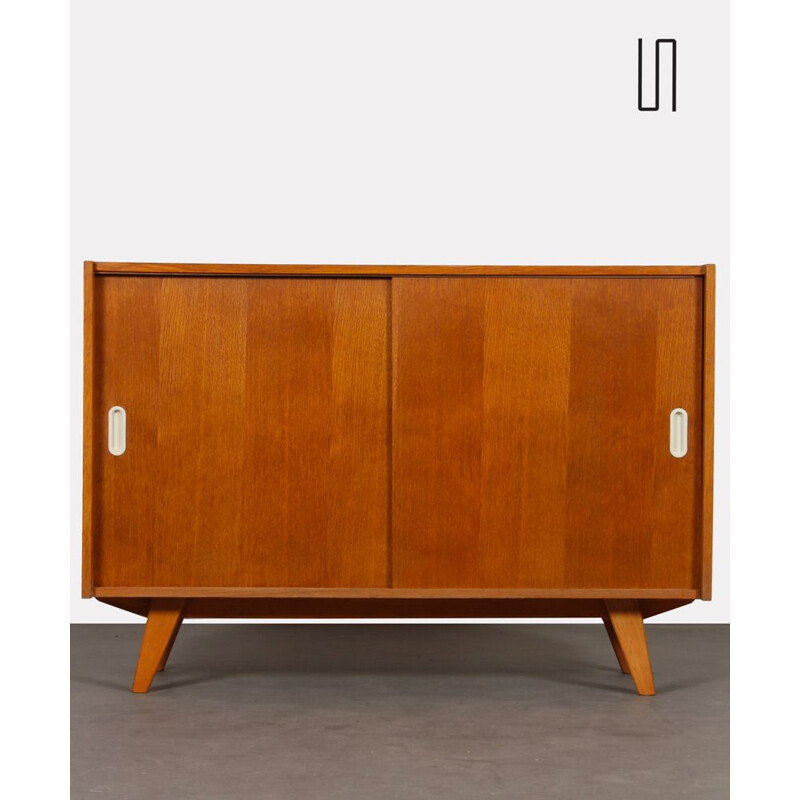 Vintage chest of drawers model U-452 in oakwood by Jiroutek for Interier Praha, 1960