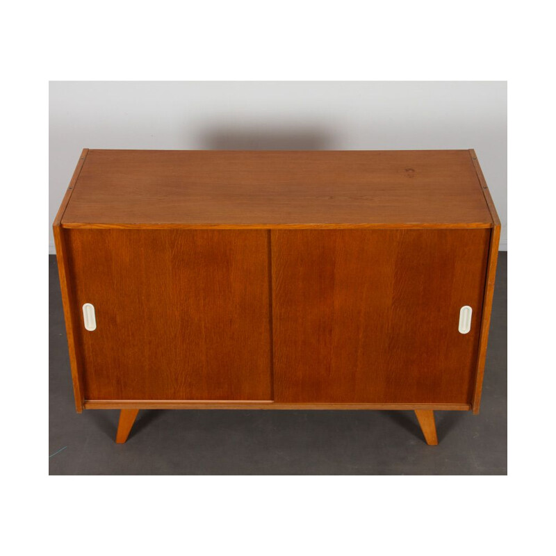 Vintage chest of drawers model U-452 in oakwood by Jiroutek for Interier Praha, 1960