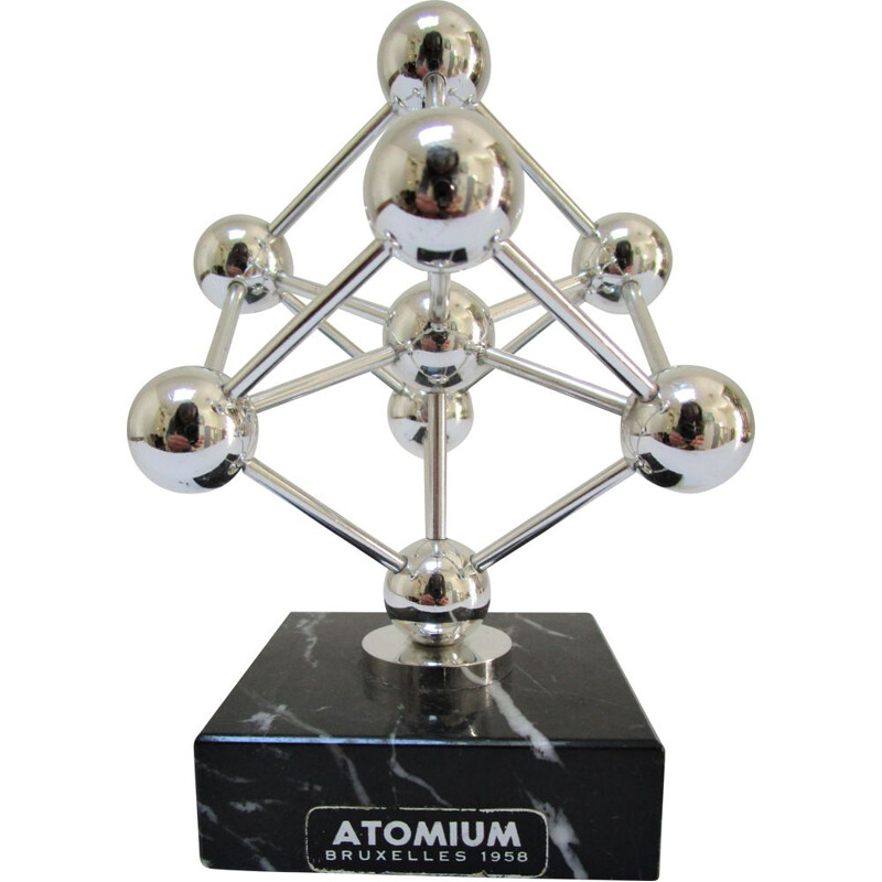 Vintage Brussels Atomium paperweight in marble and metal, 1950