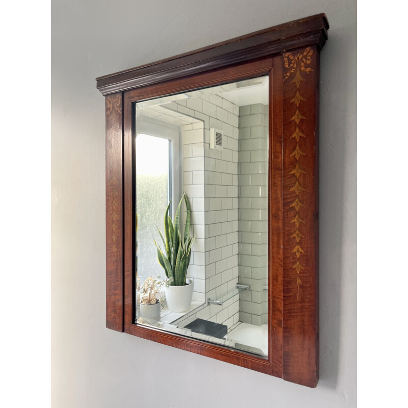 Miroir vintage avec cadre en marqueterie d'acajou