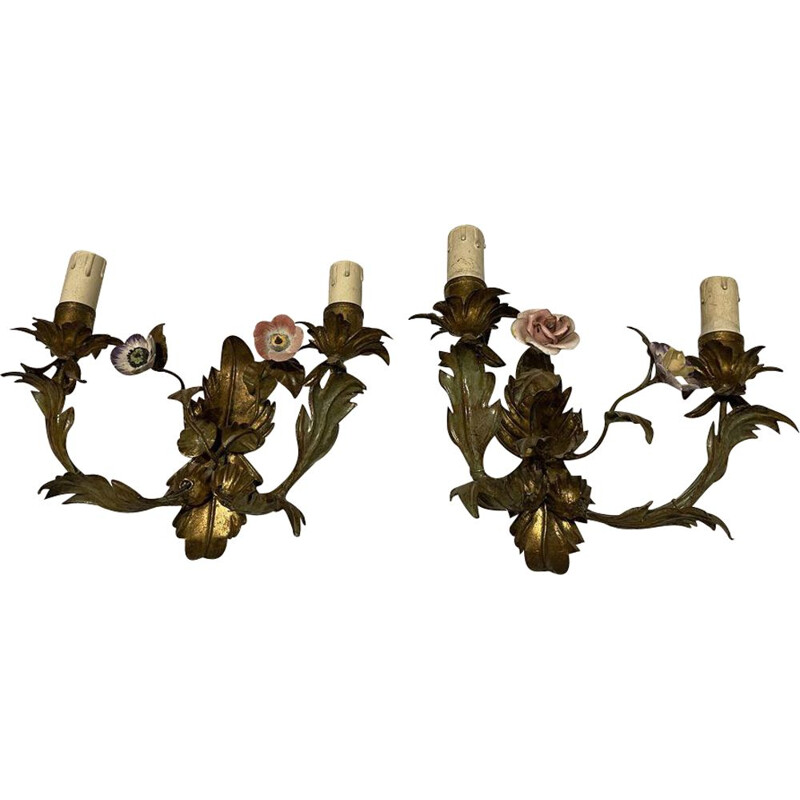 Pair of vintage sconces in gilded sheet metal, Italy 1960