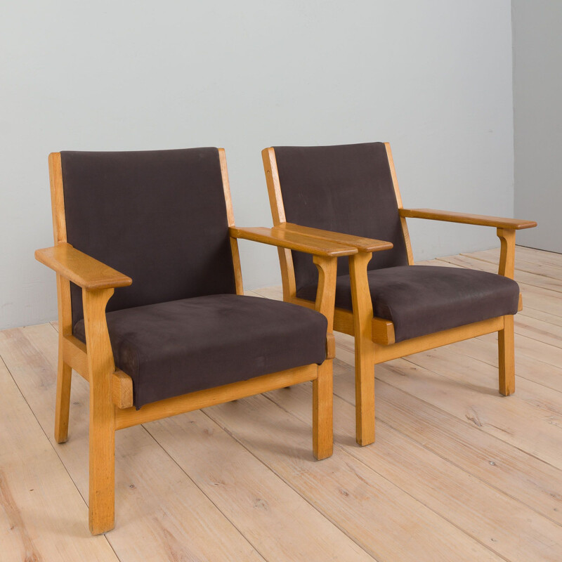 Pair of vintage oakwood Ge 181 armchairs by Hans Wegner for Getama, Denmark 1970s