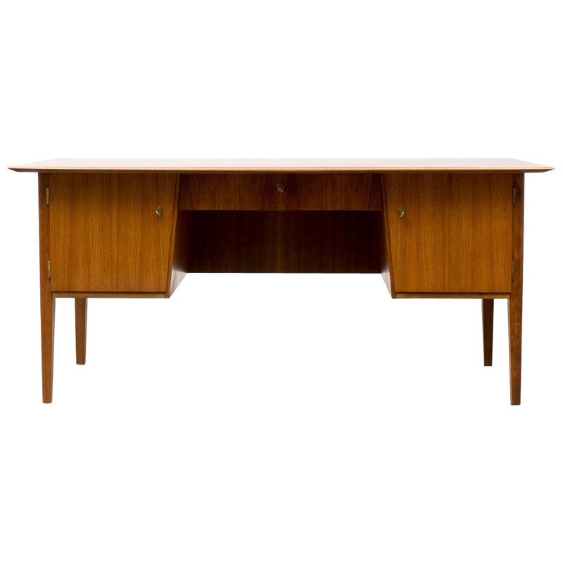 Desk in walnut - 1960s