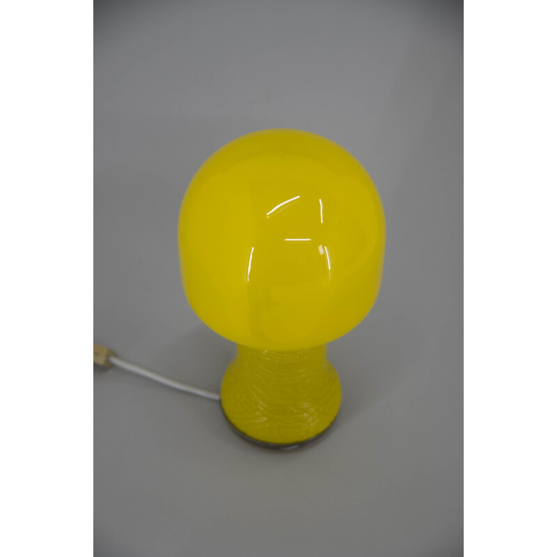 Vintage gele glazen tafellamp, Duitsland 1970