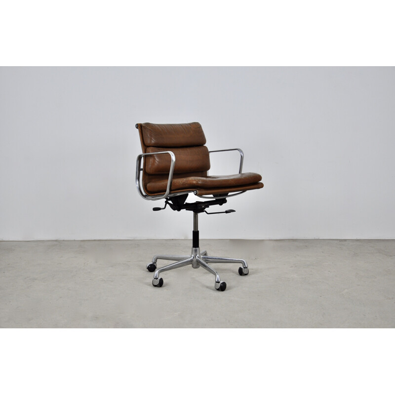 Vintage armchair Ea 217 by Charles & Ray Eames for Icf, 1970