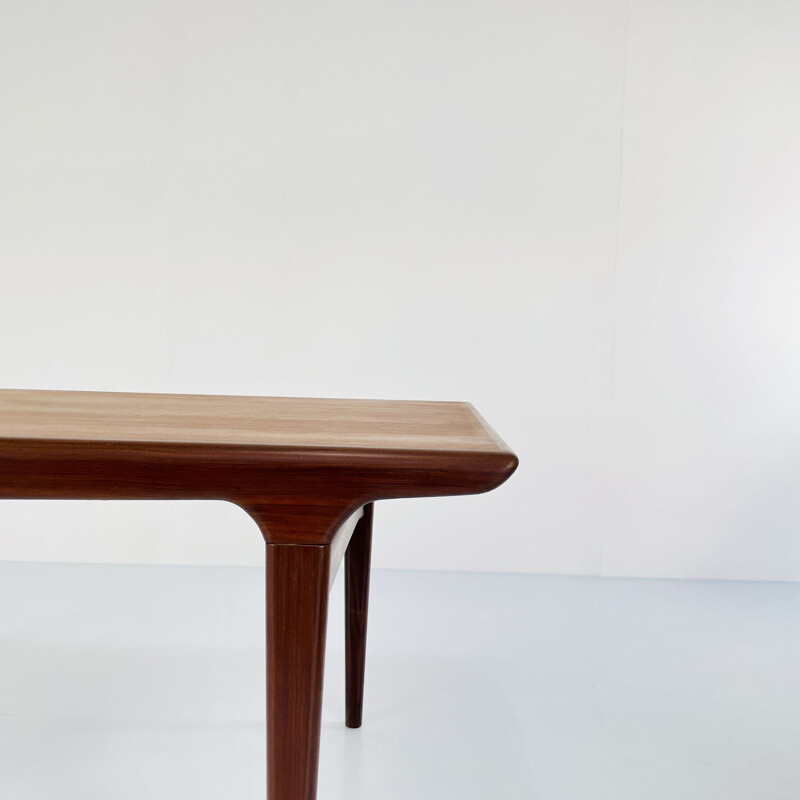 Scandinavian vintage table by Johannes Andersen for Uldum Møbelfabrik, 1960