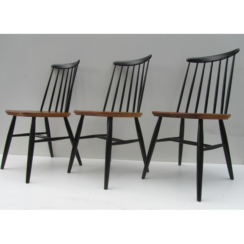 Set of 3 dining chairs with spindle back in wood - 1950s