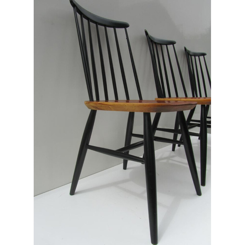 Set of 3 dining chairs with spindle back in wood - 1950s