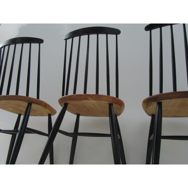 Set of 3 dining chairs with spindle back in wood - 1950s