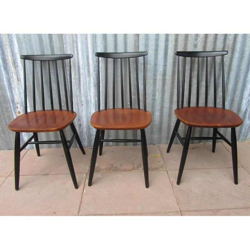 Set of 3 dining chairs with spindle back in wood - 1950s