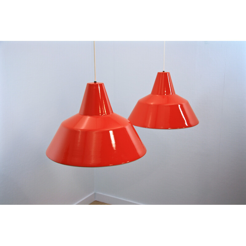 Pair of Louis Poulsen pendants in red enamel - 1960s