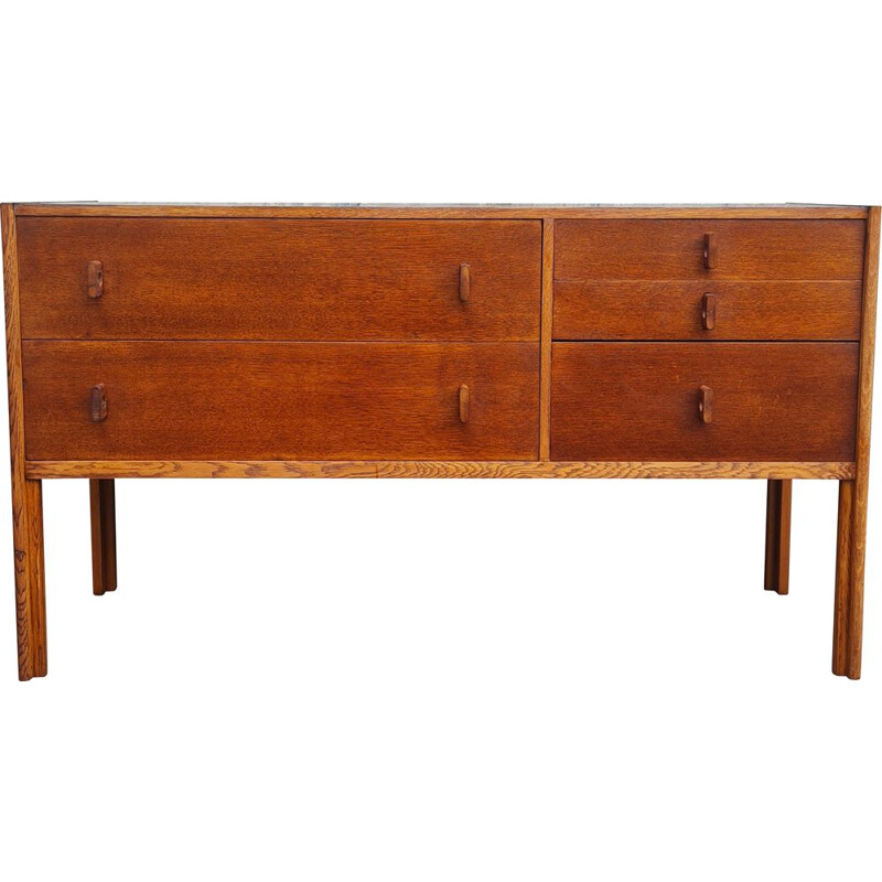 Aparador de madera vintage de Stag Furniture